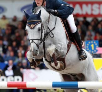 BK: Philippaerts en BWP Elitehengst Zilverstar T nemen leiding