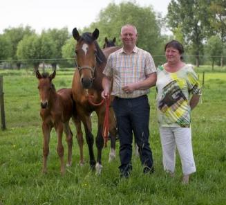 Quinn van de Hemelseschoot op de cover van EquiTime